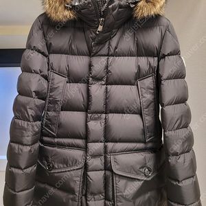 몽클레어 23FW 클루니 3사이즈 블랙 (상태최상)