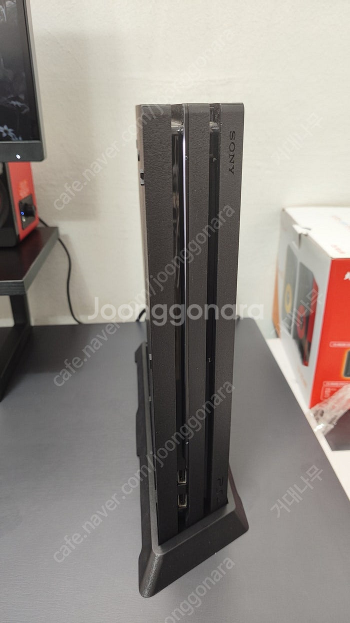 [울산] PS4 Pro 7017B 9.0 팝니다.--1