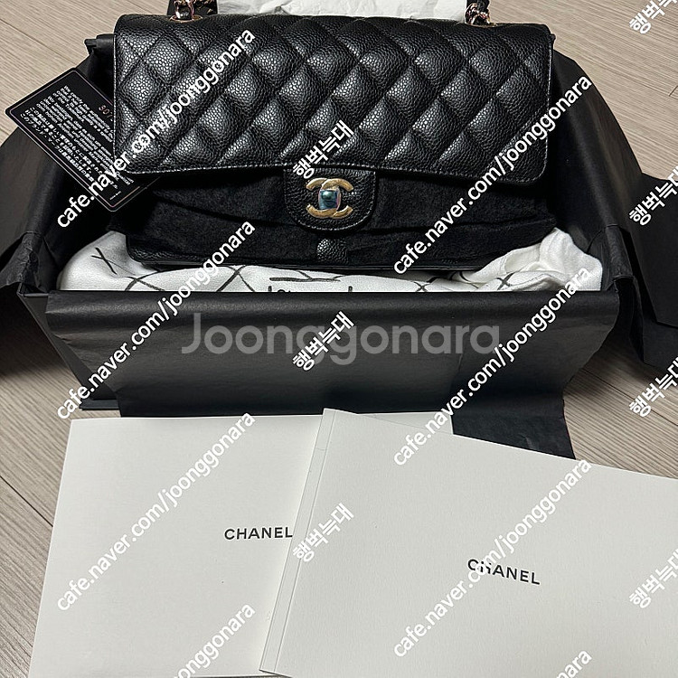 샤넬 클래식 캐비어 미듐 블랙 금장 클미 ( 새상품 )...--1