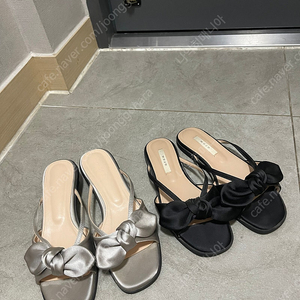 리본 뮬 슬리퍼 샌달 여성샌달 여름샌달(블랙,실버)
