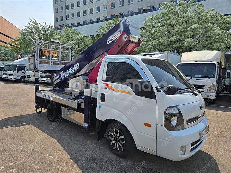 고소작업차 중고 흰색 2018년식 2.5톤이하 중고차시...--3