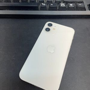 아이폰12미니 화이트 128GB 상태좋은 중고20만팝니다.