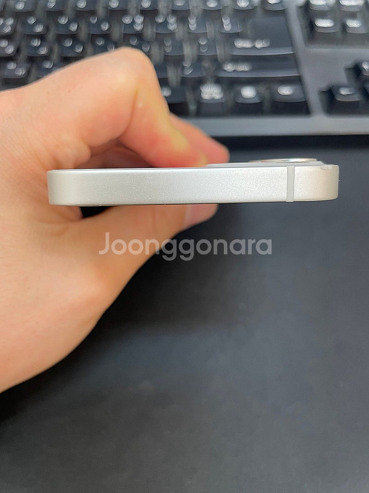 아이폰12미니 화이트 128GB 상태좋은 중고20만팝니...--3