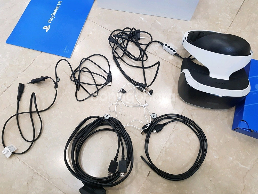 플스4 VR CUH-ZVR1 KX 5만원--2