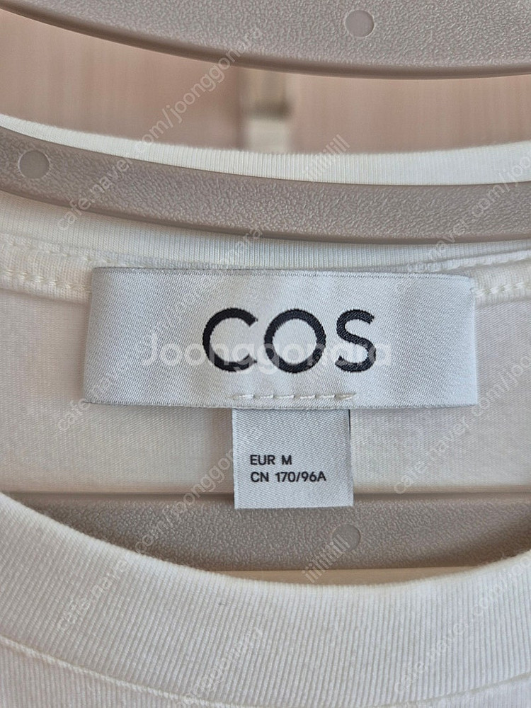 COS 코스 개더드 탑 화이트 M--1