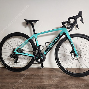 비앙키 인피니토 ( Bianchi Infinito CV ) 신차급 엔듀런스 로드 판매합니다.