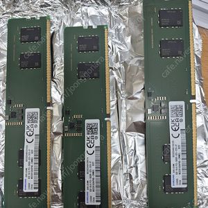 삼성전자 메모리 DDR5 8GB PC5-44800 (5600MHz) X3 팝니다.(미사용)