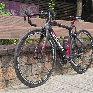 피나렐로 도그마 F10 검/빨 판매