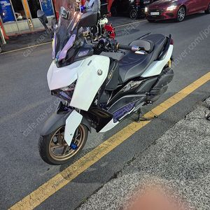 Xmax300 23년식 페리