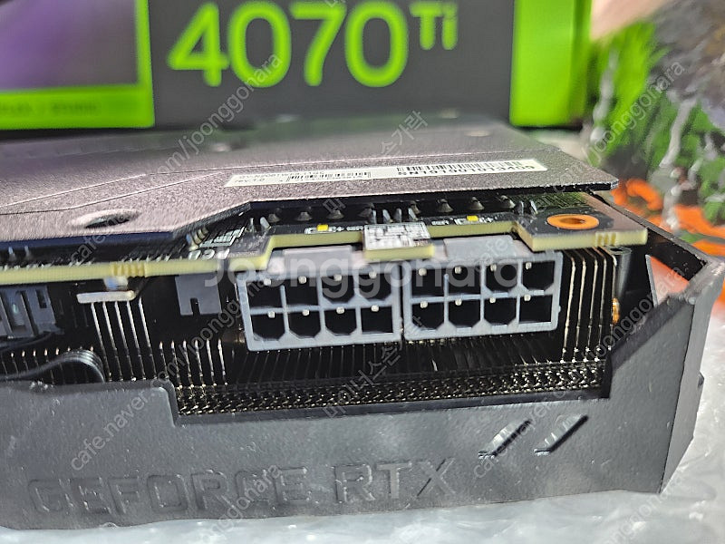 기가바이트 RTX 2080ti UDV WF3 D6 11...--4