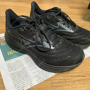 미즈노 웨이브라이더29, 아식스 젤 컨텐드9