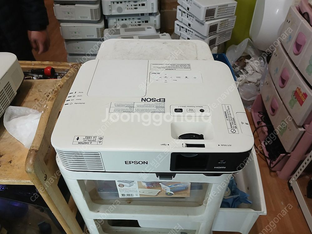 엡손빔프로젝터5200안시10만원15만원 두가지팝니다EB...--6