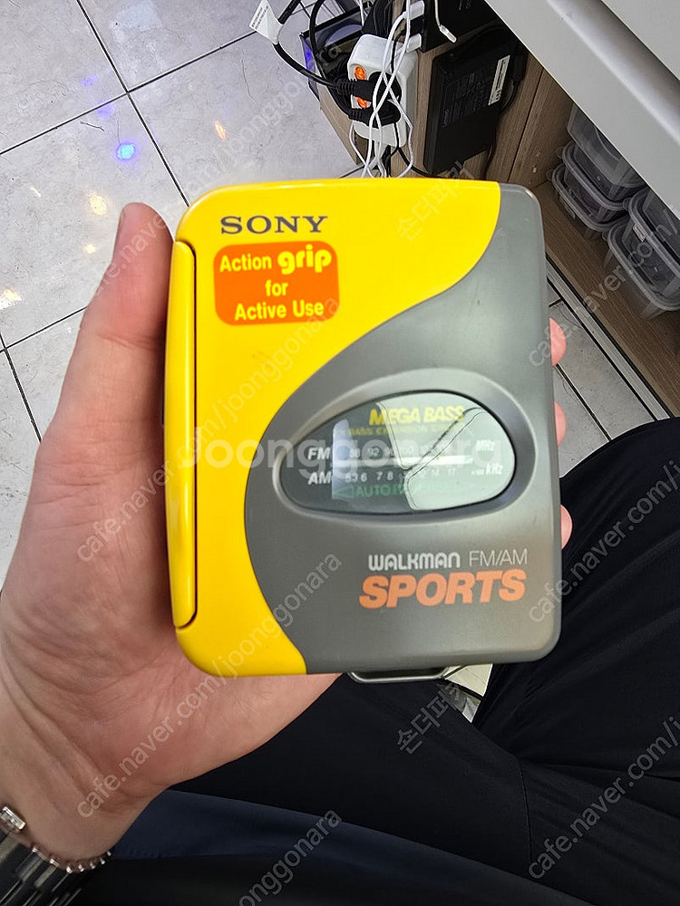 소니 방수워크맨 판매합니다 wm-sxf33 판매합니다--0