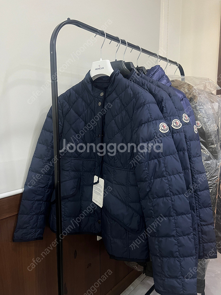 몽클레어 쿠리 쇼트 다운 자켓 네이비 새상품--2