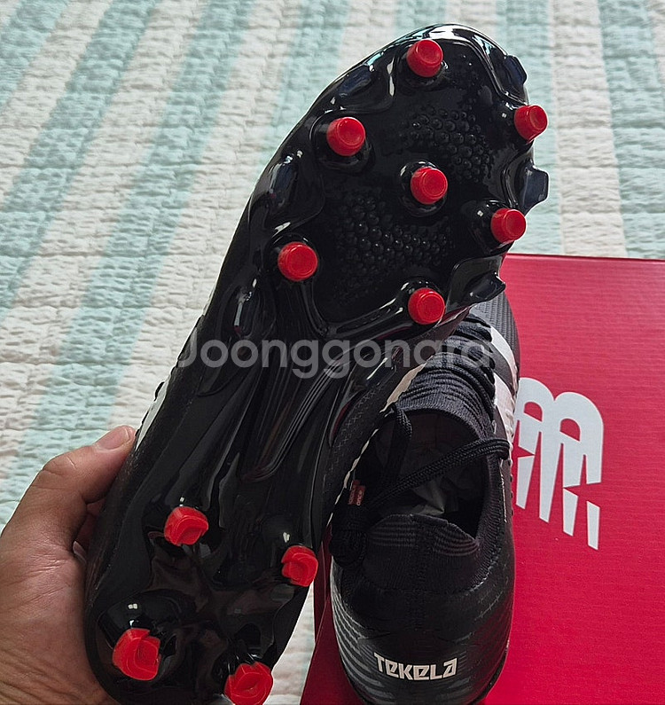 [뉴발란스] 테케라 V4+ 최상급 축구화 (새 상품 / 265 / 9만원)--5