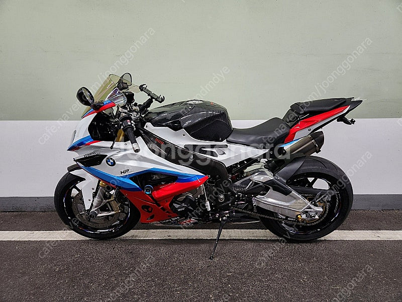 16년식 BMW S1000RR 상태A급 판매합니다.--5