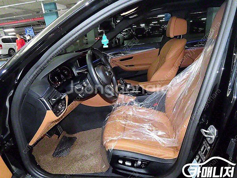 [BMW]5시리즈 (G30) 520i M 스포츠 (0톤...--6