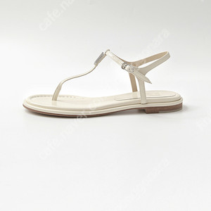 Sie 시에 Lhou.Mili [wrinkle ivory] 밀리 샌들 240 사이즈 (밑창 덧댐)