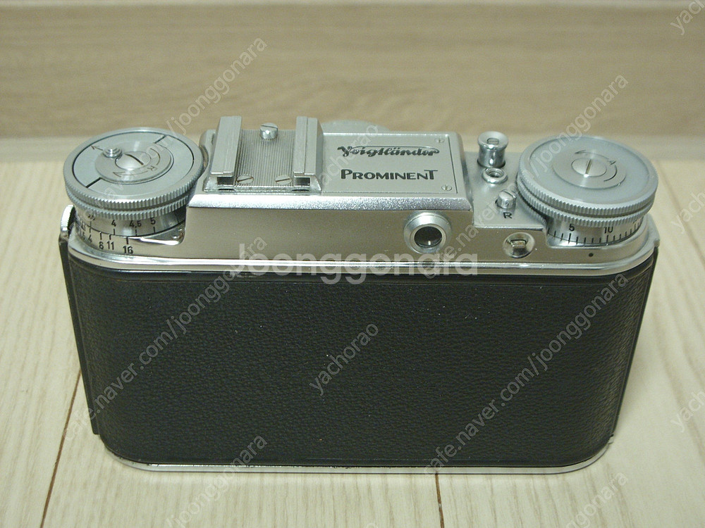 VOIGTLANDER PROMINENT + ULTRON...--4