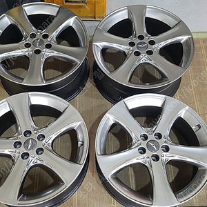 제네시스 G80 20인치 순정휠 대품판매20만원
