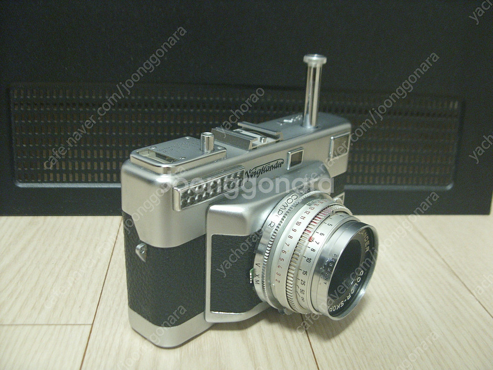 여러 카메라와 렌즈들--1