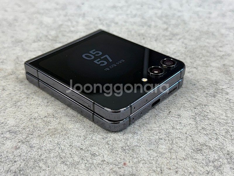(KT)갤럭시Z플립5 블랙 256G 미파손 꺠끗한 가성...--5