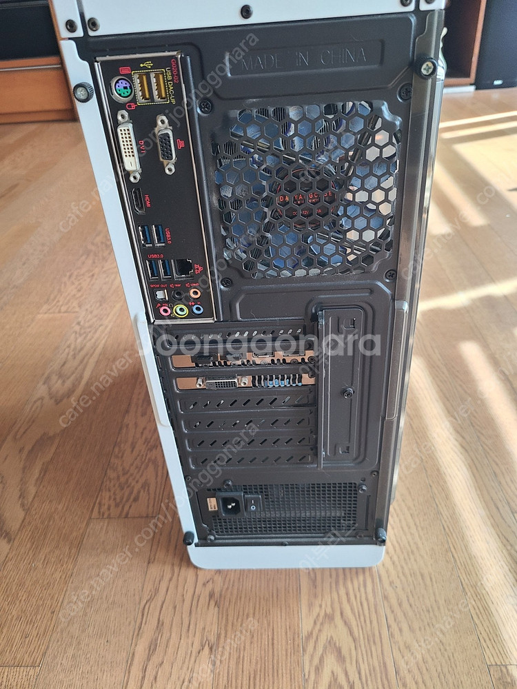 컴퓨터 본체와 모니터 I7 6700K 1070 16GB--2