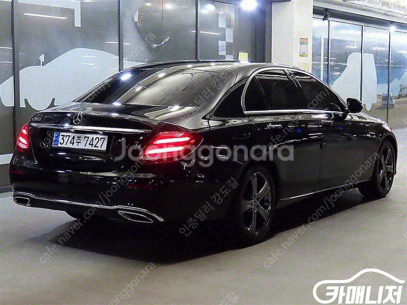 [벤츠]E-클래스 W213 E300 아방가르드 (5인승...--4