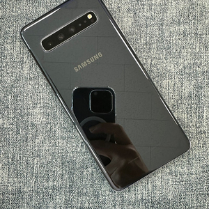 갤럭시S105G 256기가 블랙색상 파손없는 가성비 단말기 9만원 판매해요