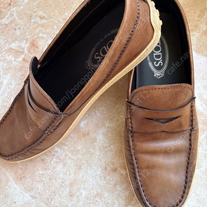 남성 TOD'S (토즈) 드라이빙 로퍼 판매합니다 (사이즈 7, 41, 260)