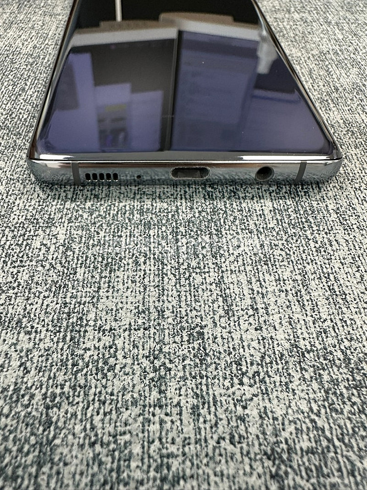 갤럭시S105G 256기가 블랙색상 파손없는 가성비 단...--8