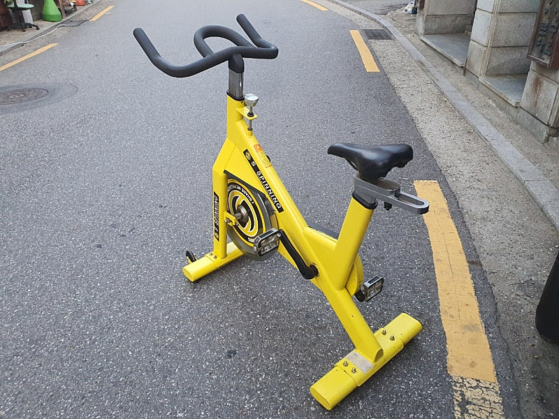 반도 S 스피닝 자전거 휠무게만 22kg 이미지