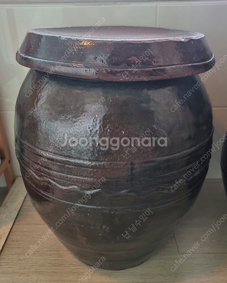 옹기항아리--1