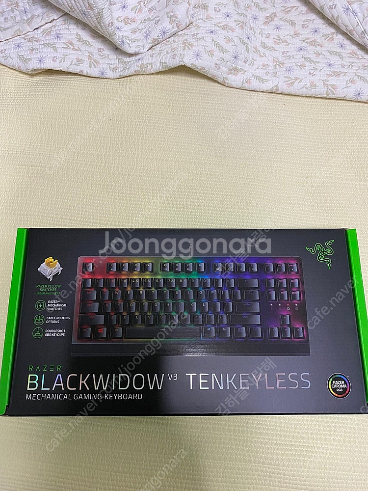 레이저 블랙위도 v3 텐키리스 키보드--2