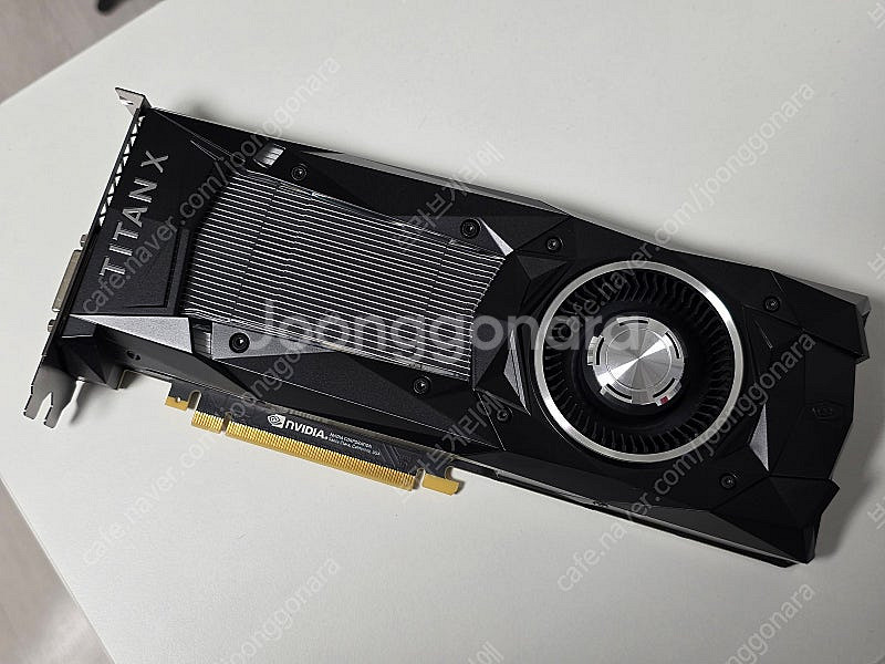 지포스 titan x 파스칼--1
