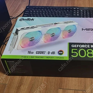Emtek GeForce RTX 5080 Miracle White 그래픽 카드