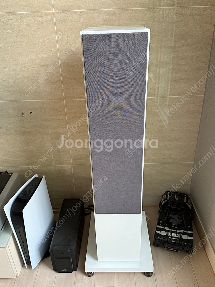 B&W 703 S2 스피커 (화이트)--1