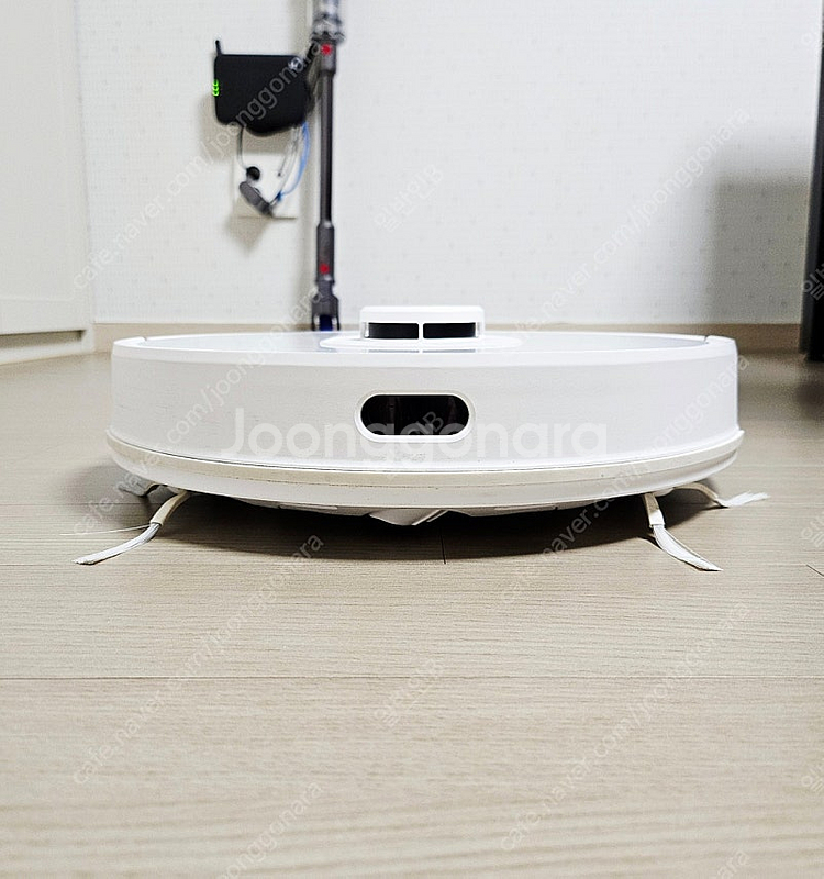 아이닉 I9 로봇청소기 판매합니다.--4