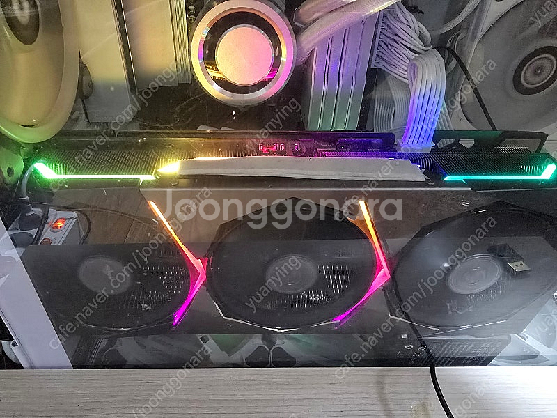 RTX 3090Ti 슈프림X 팝니다--0