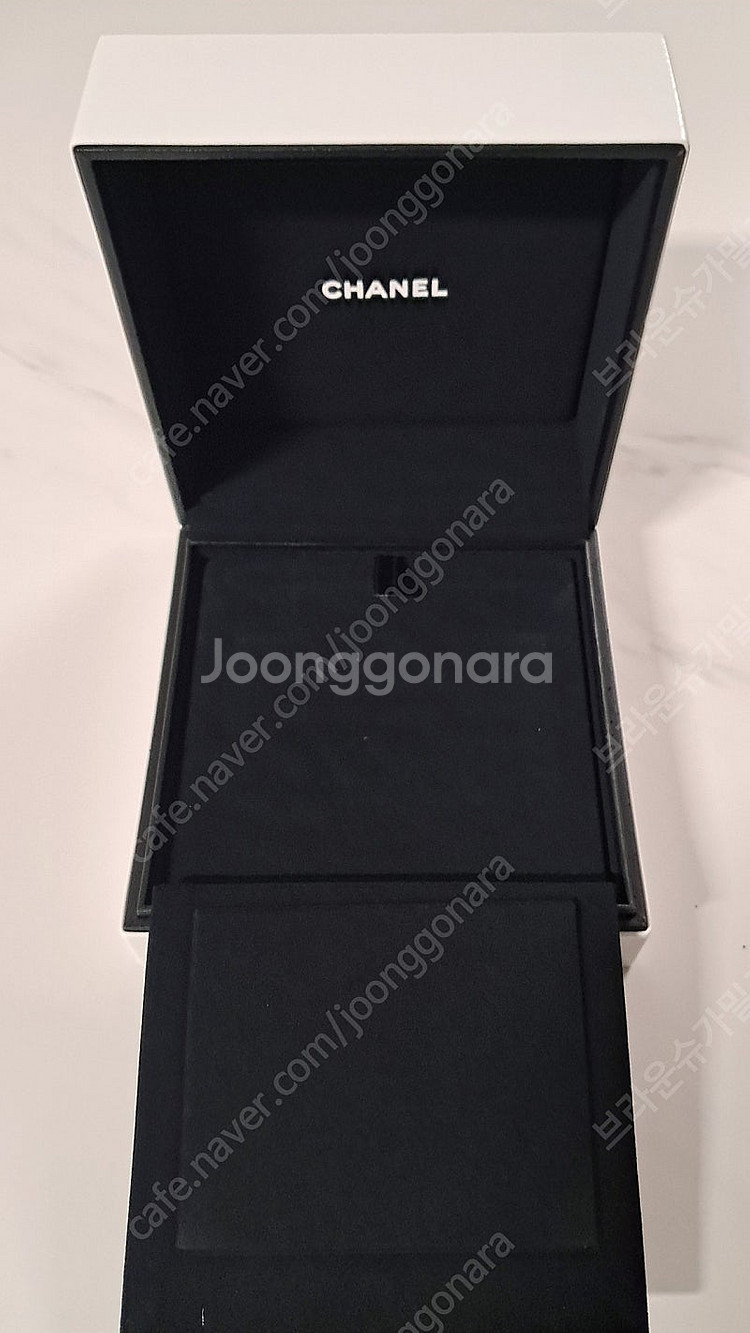 샤넬 코코크러쉬 목걸이케이스 박스 팝니다 (택포)--2