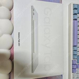 갤럭시탭s10+ 삼성정품 북커버키보드