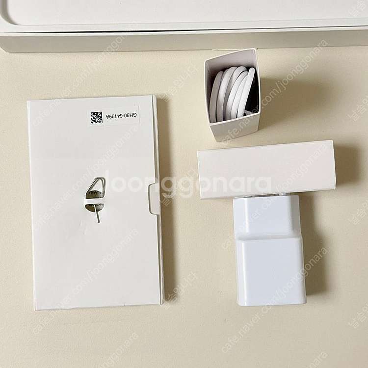 갤럭시탭 S7 LTE 256G +정품 키보드 팝니다. ...--2