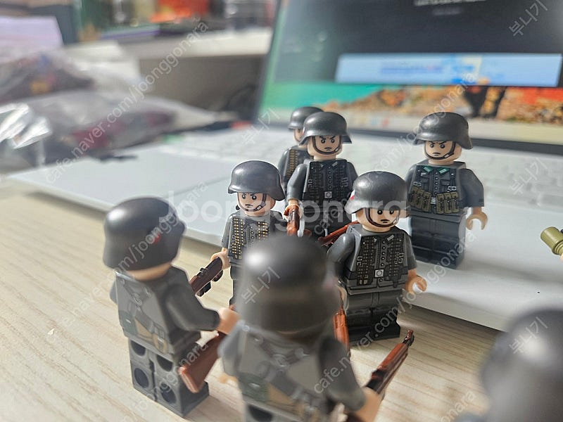 레고(lego) 호환 독일군 피규어 세 팝니다.--4