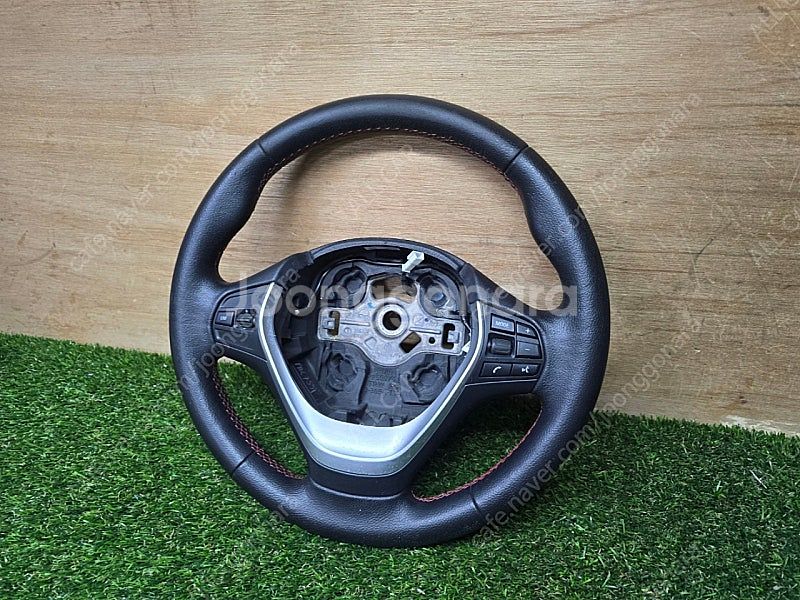BMW F20 1시리즈 순정핸들 4만원--3