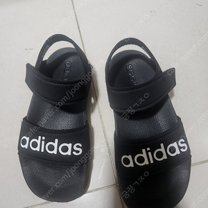 아디다스 키즈 샌들 180