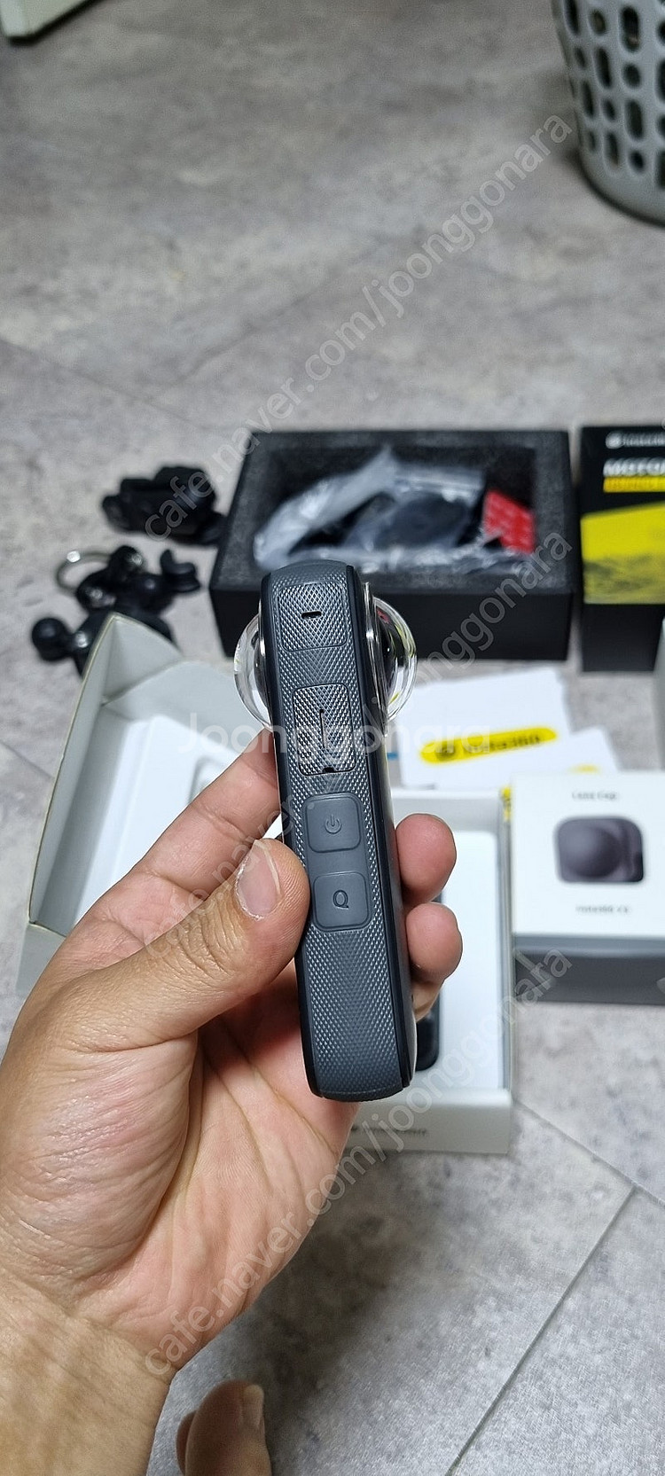 인스타 360x3(바이크킷) 및 고프로 10 팔아요--2