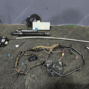 BMW F10 전동트렁크 개조 부품 구성세트팝니다