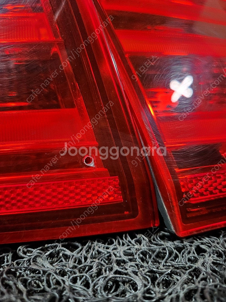 BMW F30 3시리즈 후미등 테일램프 한대분팝니다--4