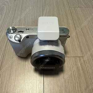 삼성 NX500 , NX3000 , NX300M , NX300 미러리스 카메라 판매합니다.