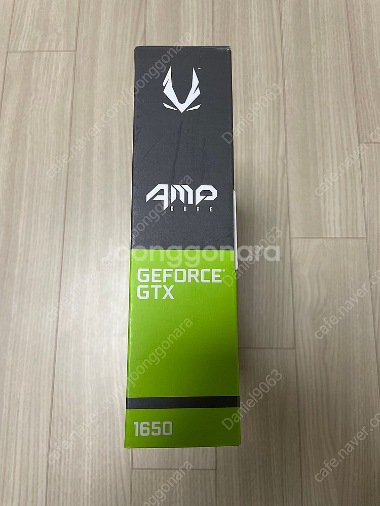 보증기간 남은 ZOTAC GTX1650 AMP CORE 미개봉 새상품 판매합니다!--3